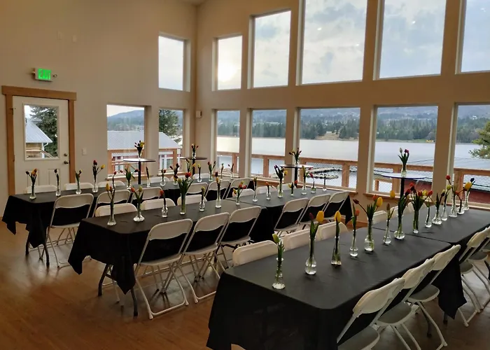 Grewingk Suite - Homer Seaplane Base